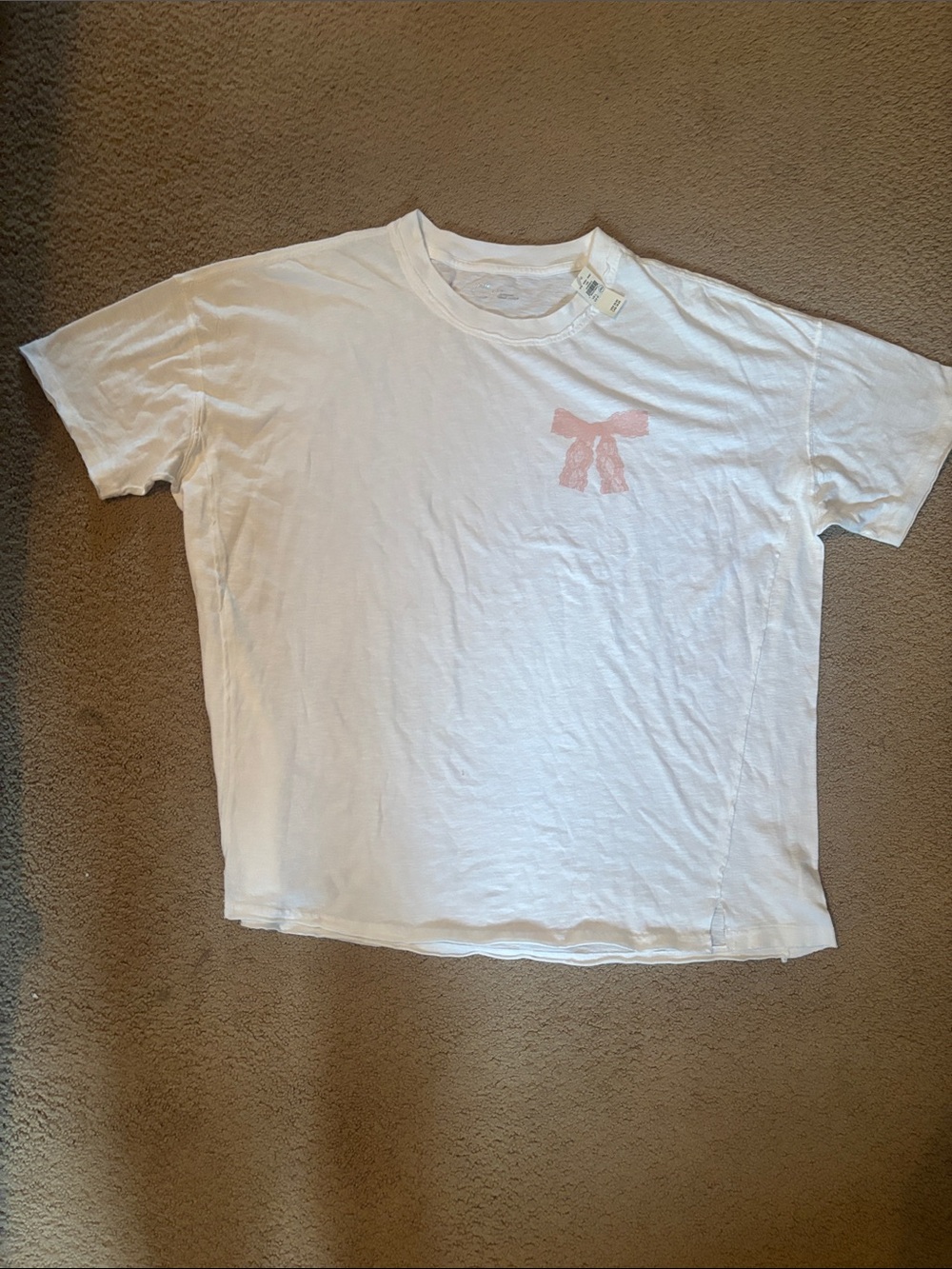 aerie White Short Sleeve Tee with Pink Bow Chest Graphic